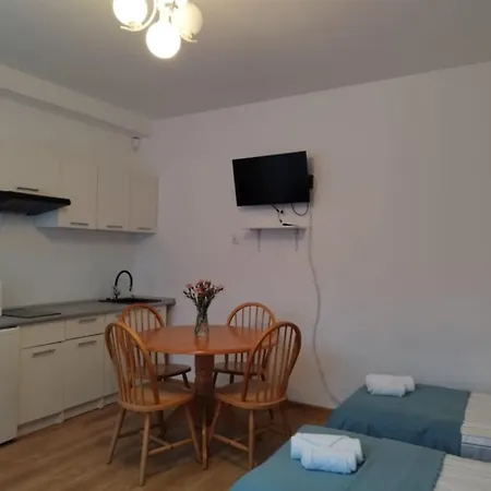 ホームステイ U Jacka